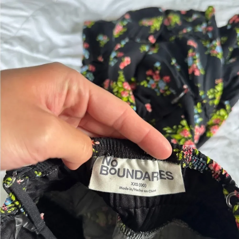 No Boundaries Black Floral Tiered Sundress – Women’s XXS Adjustable Straps - Picture 4 of 11